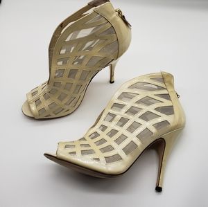 CHELSEA PARIS Beige Leather Peeptoe Pump Size 9.5